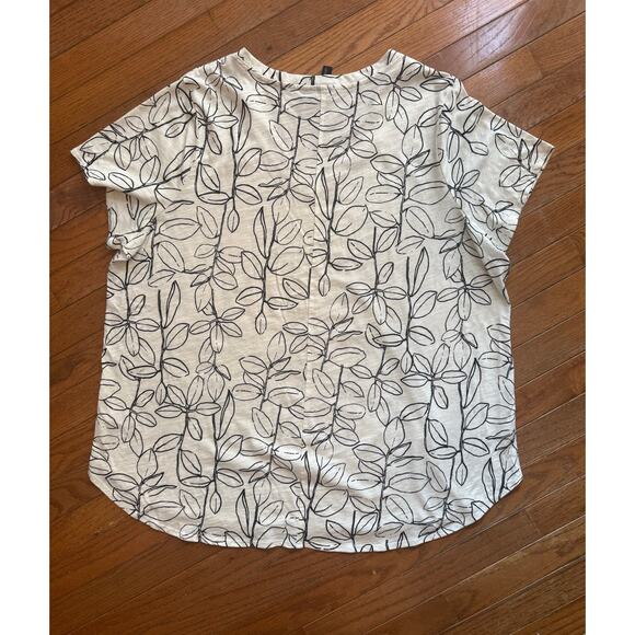 Cynthia Rowley 2X White and Black Floral 100% Cotton V Neck T shirt - Picture 4 of 8